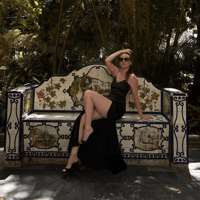 Ela Vichi gallery image 1